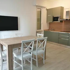 https://la-casa-di-nonno-stefano.hotelitalianriviera.com